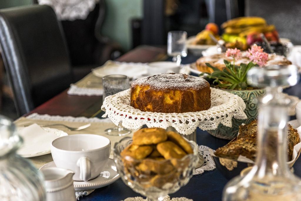 Palazzo Delle Viole Bed & Breakfast Oria  Bagian luar foto